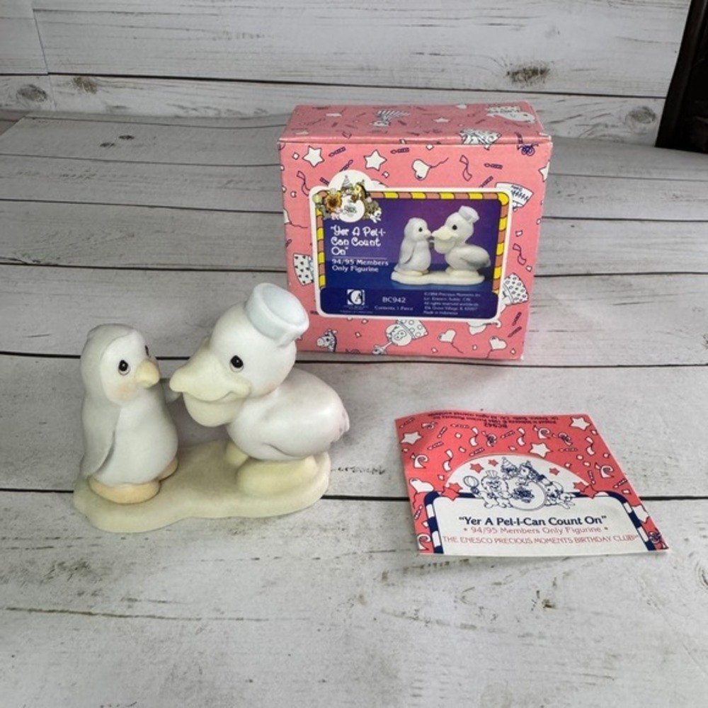Precious‎ Moments Yer A Pel-i-can Count On Pelican BC942 Birthday Club w Box